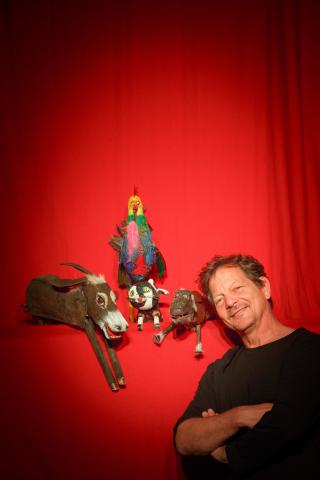 Ulrich Müller-Hönow mit den Puppen von Ulrich Müller-Hönow spielt Die Bremer Stadtmusikanten